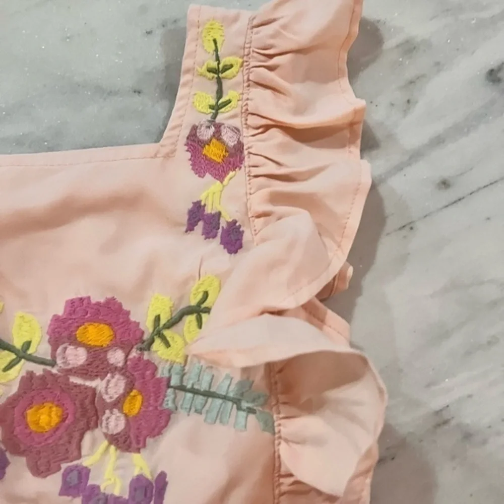 NWT iloveplum embroidered two piece set